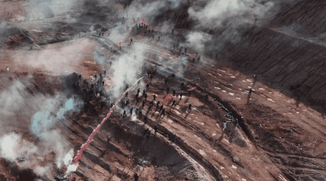 广西高校军训硬核如战狼 真枪实弹堪比大片