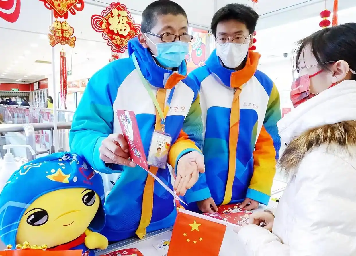 冬奥志愿‘父子兵’接力,传承一家两代14年奥运情缘