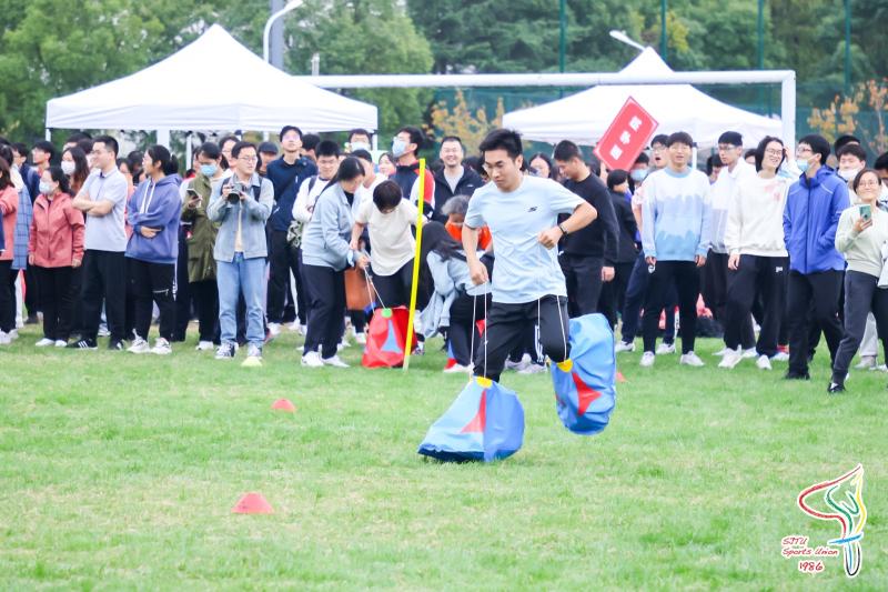上海交通大学第49届运动会开幕,师生展现蓬勃朝气