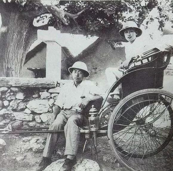 大学生恋爱观探讨:遇见爱情珍惜,没遇见就充实自己