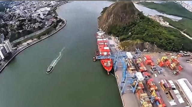 凌晨刷屏！中远海运强势反击，巴拿马港口空箱全部撤出，所有订舱全部取消。