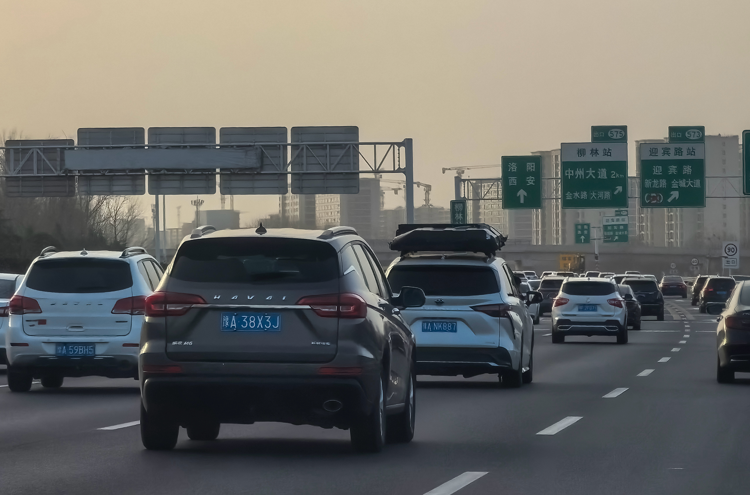 春节返程高峰河南高速交警发布预警,这些路段和枢纽易堵