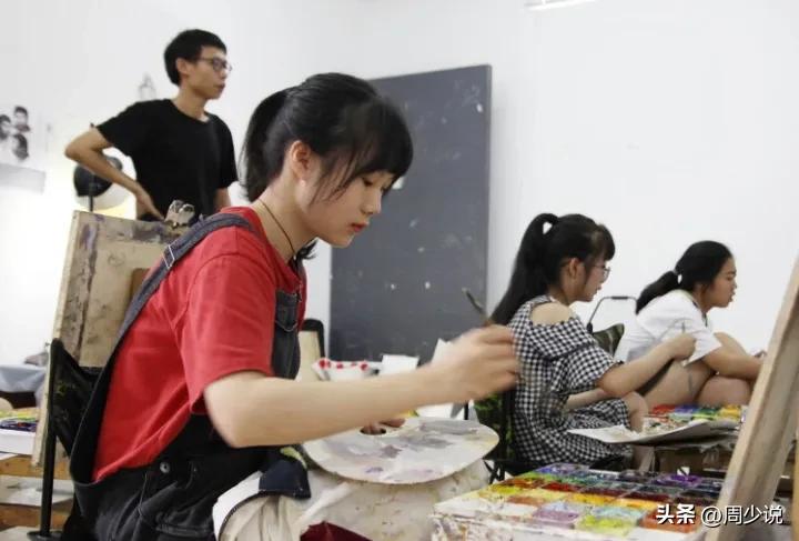 艺考不易!美术生备考心酸路,统考校考压力大花费高
